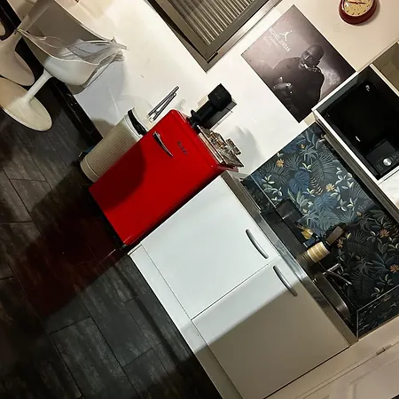 Douillet à Appartement *